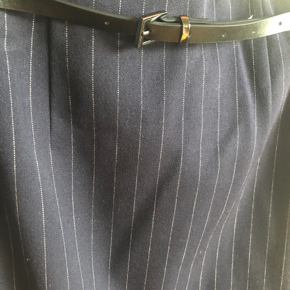 Express Suit - Picture 8 of 11